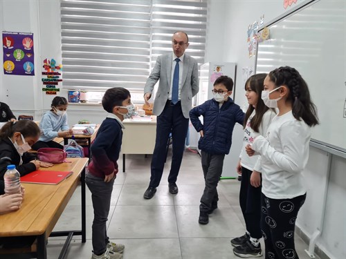 Kaymakam Günhan YAZAR, Erenler İlkokulunu Ziyaret Etti	